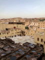 Pohled na jednu z nejvýznamnějších koželuhen ve Fezu