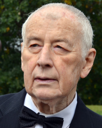 profesor MUDr. Josef Koutecký, DrSc.